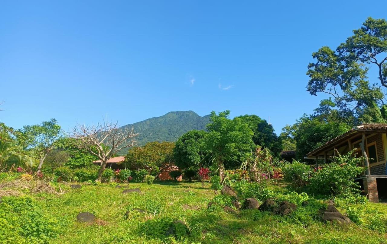 Finca Montana Sagrada Merida ภายนอก รูปภาพ